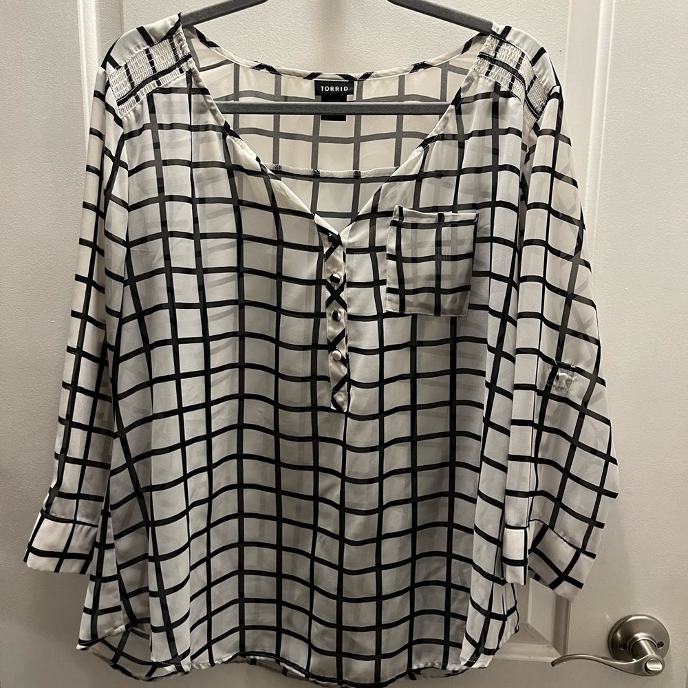 Torrid blouse, sheer, excellent condition, size 1.